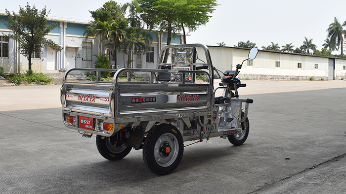 1.3m逸动modelAll-steelThree-doorElectric Tricycle